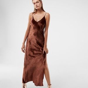 Express | velvet dress size xs